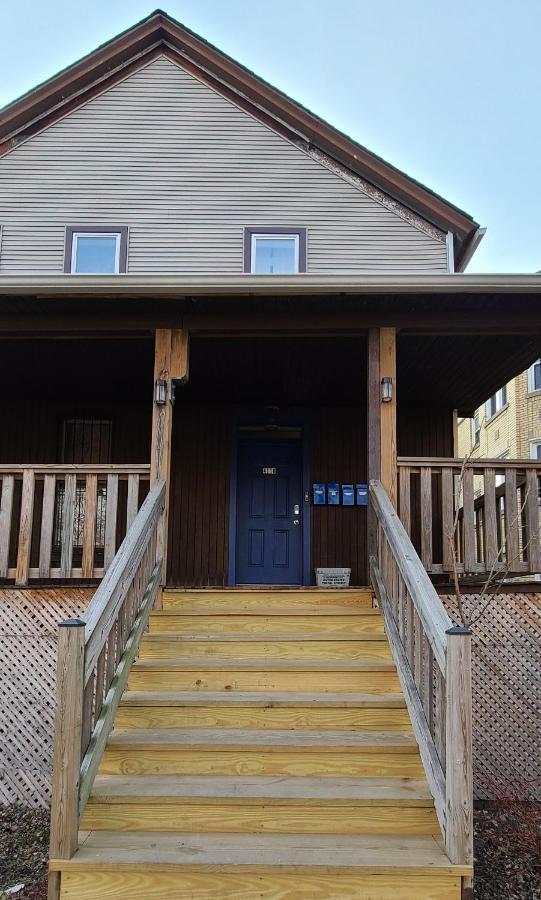 Cozy 1 Bedroom, 1 Min From Irving Park Blue Line, Free Parking Chicago Exterior photo